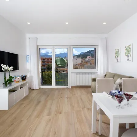 Solymar Suite Sorrento Exterior photo
